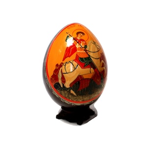 Vintage dipinto a mano dall&#39;artista ucraino Grande uovo di legno realizzato in Ucraina URSS San Giorgio che uccide il drago Supporto in legno massello Regalo di Pasqua n. 117