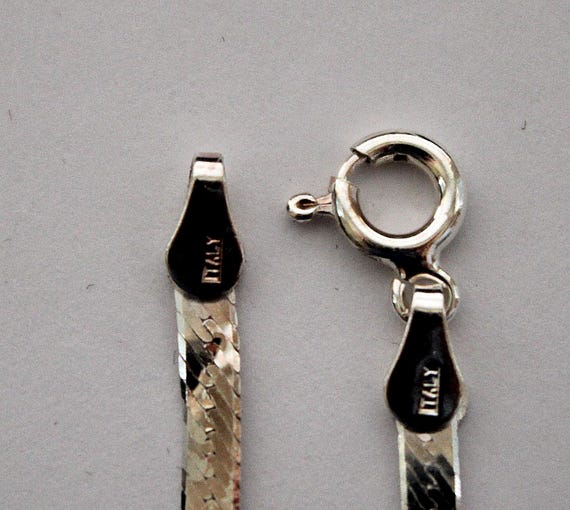 Vintage Italian Sterling Silver Herringbone Chain… - image 9