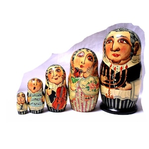 Vintage Matrioshka Unique Nesting Doll – Jewish Family Holiday Celebration 5 pieces Great Intricately Painted Artwork by Russian Artist #140