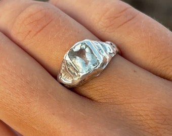 Sterlingzilveren ring met groene amethist: handgemaakte sieraden in antieke stijl