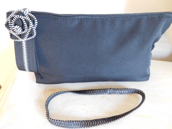 Wristlet zipper flower art-clutch bag & matching … - image 1