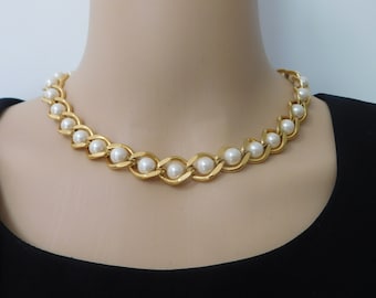 Vintage pearl & gold choker-classy-classic-timeless-17 inch-Good quality costume jewelry from the 90&#39;s-Gift for her-Gift boxed-Christmas