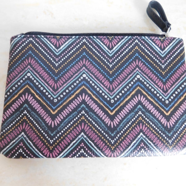 Cosmetic bag--pencil case--wallet--small clutch bag--Chevron zigzag pattern-zippered top with pull--vintage but new and never used