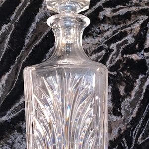 Stunning Vintage Crystal Decanter