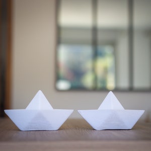 Decorative Boat / Concrete origami boat