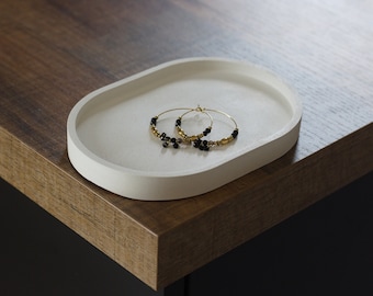 Jewelry dish / Concrete key dish