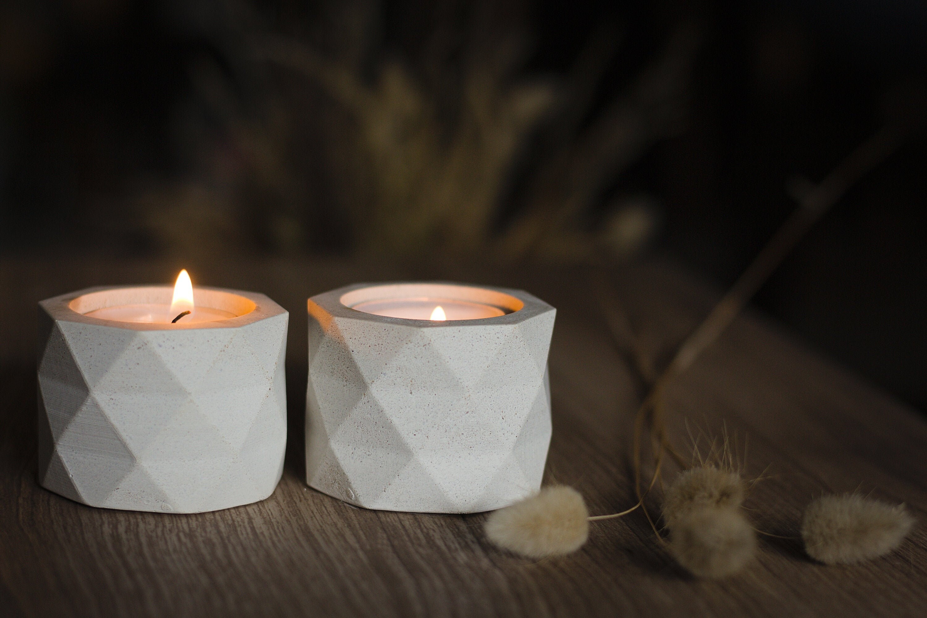 Lot Bougeoirs en Béton/Bougies Fournies