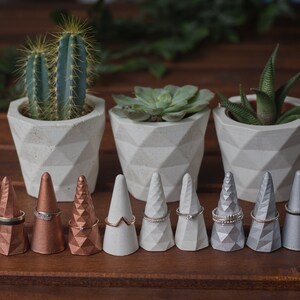 Succulent planter geometric / Concrete indoor planter image 8