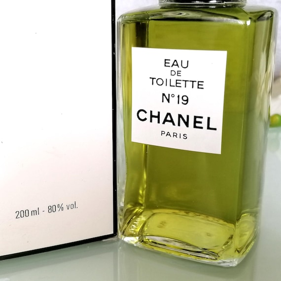 Vintage Chanel No 19 Perfume 200ml EDT Splash ,rare 1980s Large