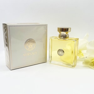 Versace Pour Femme Eau de Parfum 100ml Spray , Discontinued, Brand New Unused , Women’s Perfume , Romantic Gift for Her, Luxury Fragrance