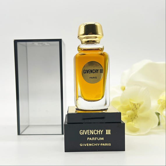 Vintage ''givenchy III'' Parfum Extrait 1/2 Fl.oz / 15 Ml Sealed