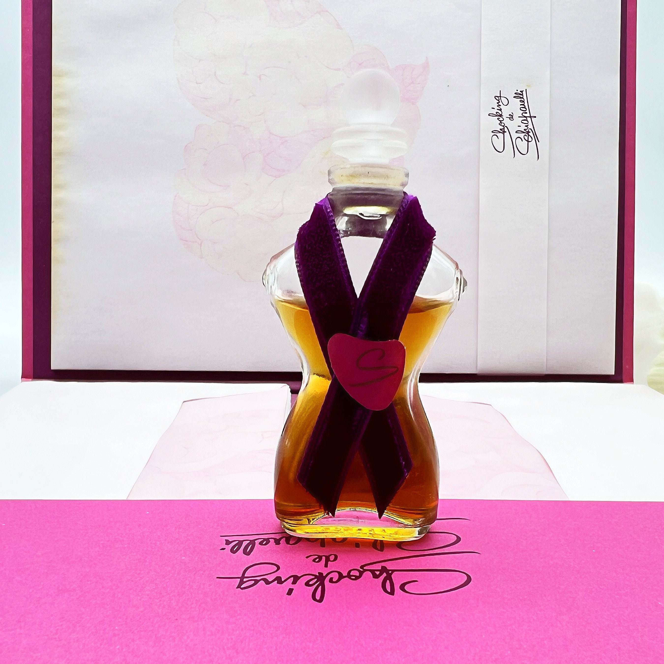 Schiaparelli Shocking You トルソー型 ペンダント 香水 il_fullxfull.6039928827_qmp2.jpg