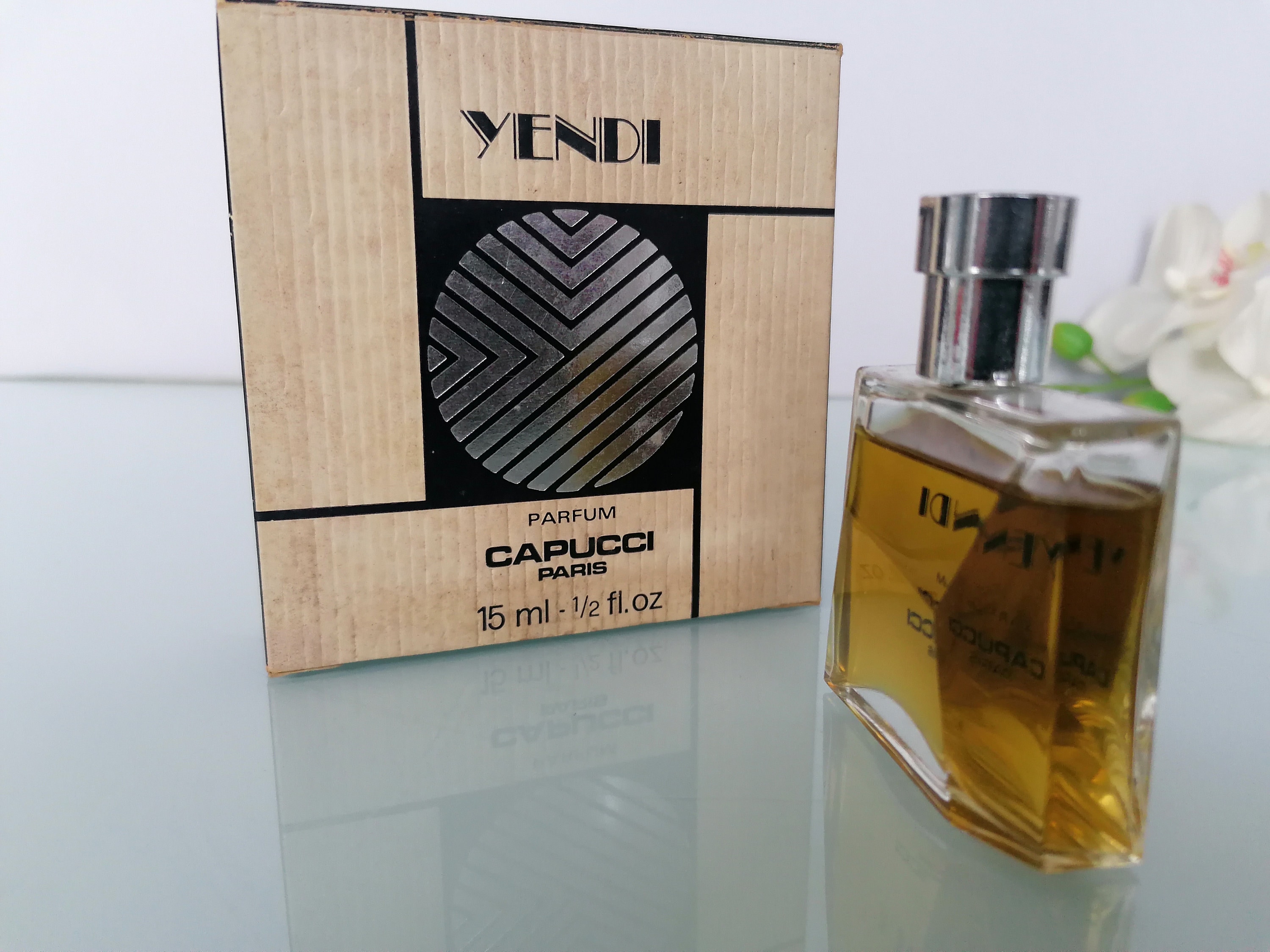 Capucci YENDI (1974 ) Parfum /extrait 1/2 Fl.oz or 15 Ml Splash
