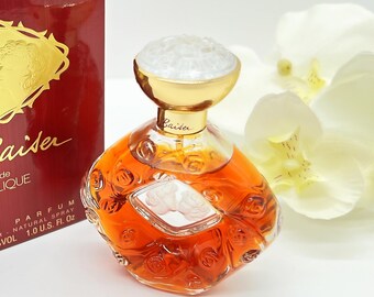 LALIQUE Le Baiser 30ml 香水 $_57.JPG?set_id=880000500F