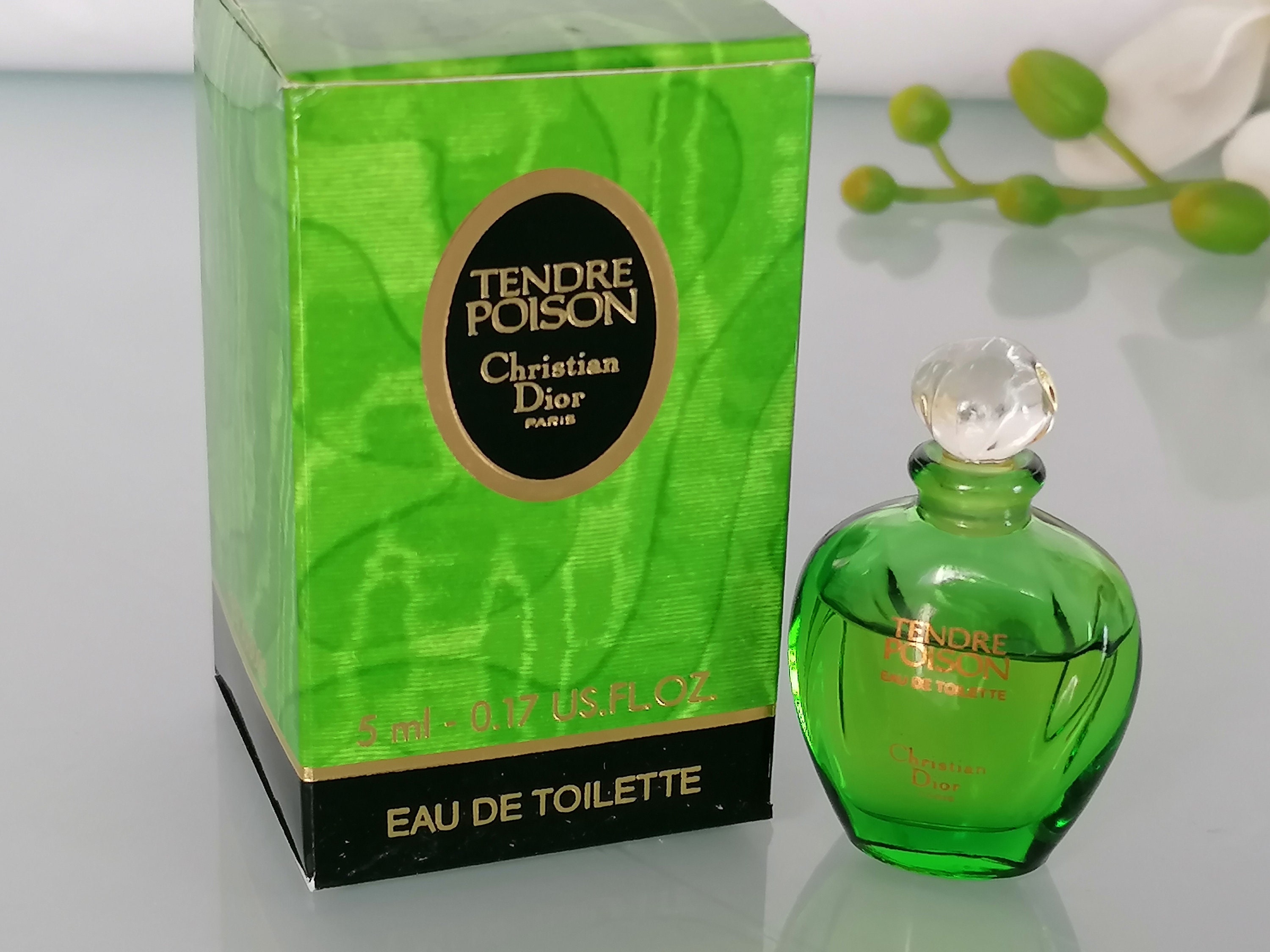 هزة
تهديد
تملق
parfum tendre poison christian dior هزة
تهديد
تملق
parfum tendre poison christian dior