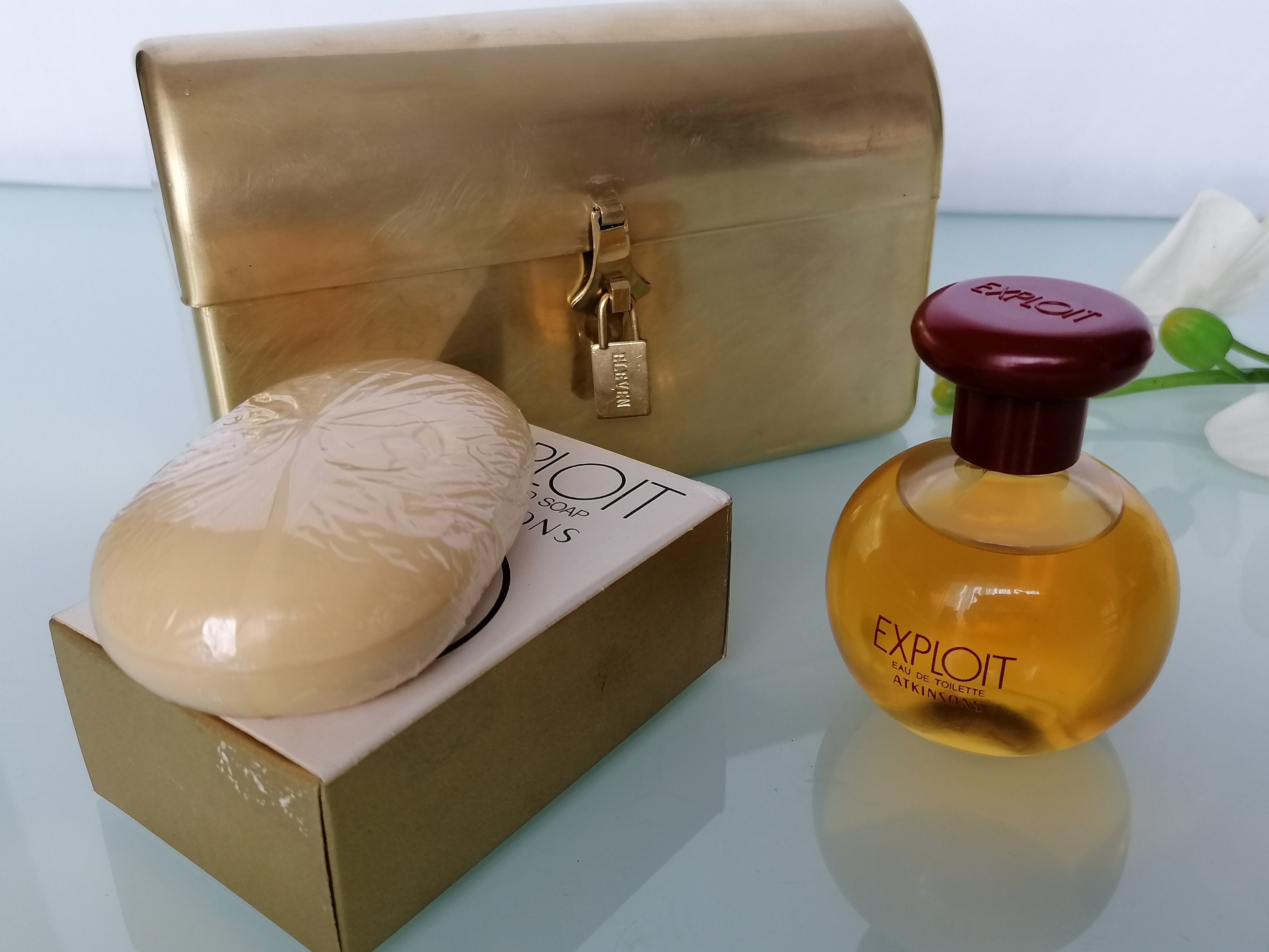 Exploit Atkinsons SET Edt 50 Ml Splash & Perfumed Soap in