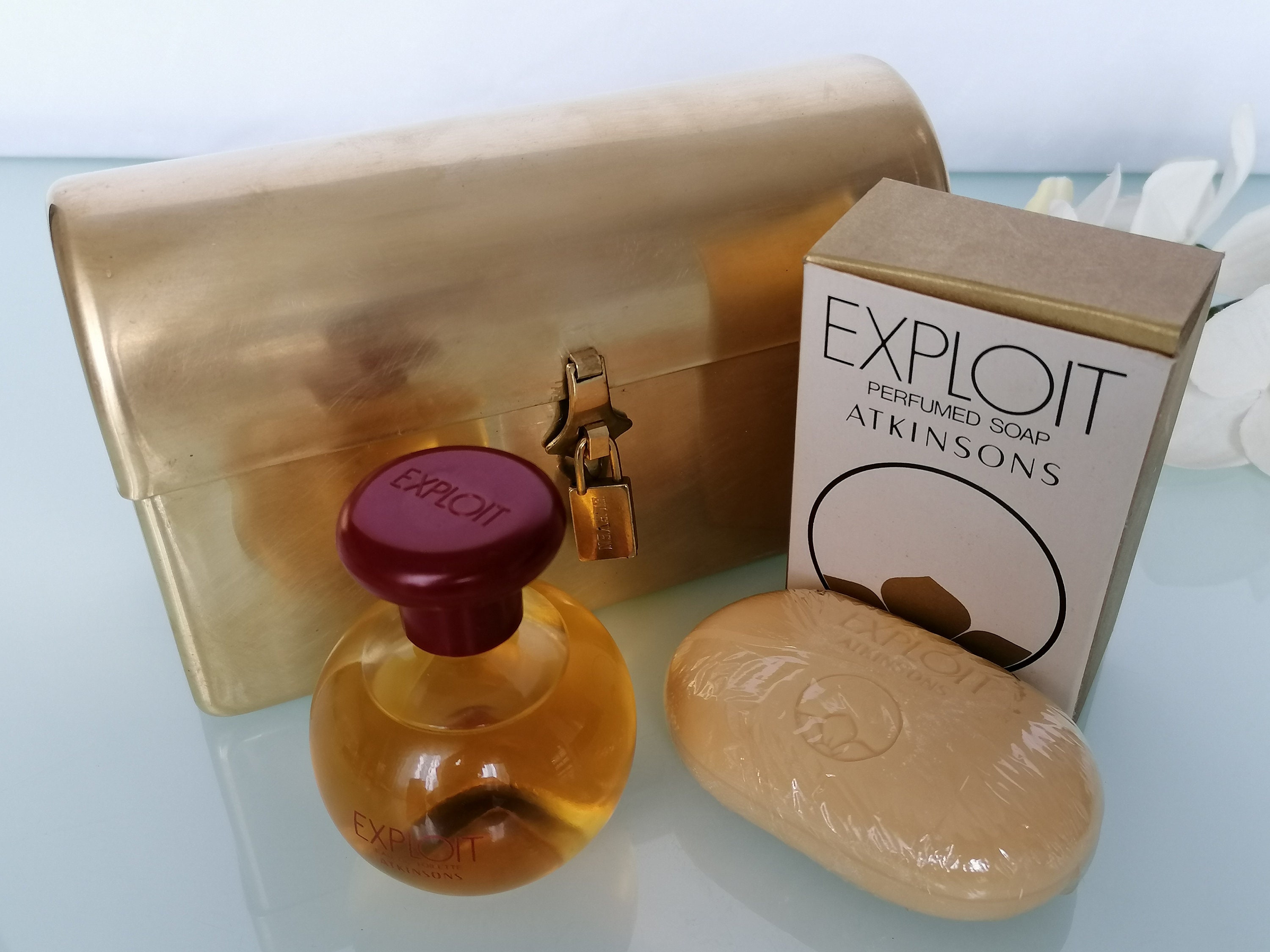 Exploit Atkinsons SET Edt 50 Ml Splash & Perfumed Soap in