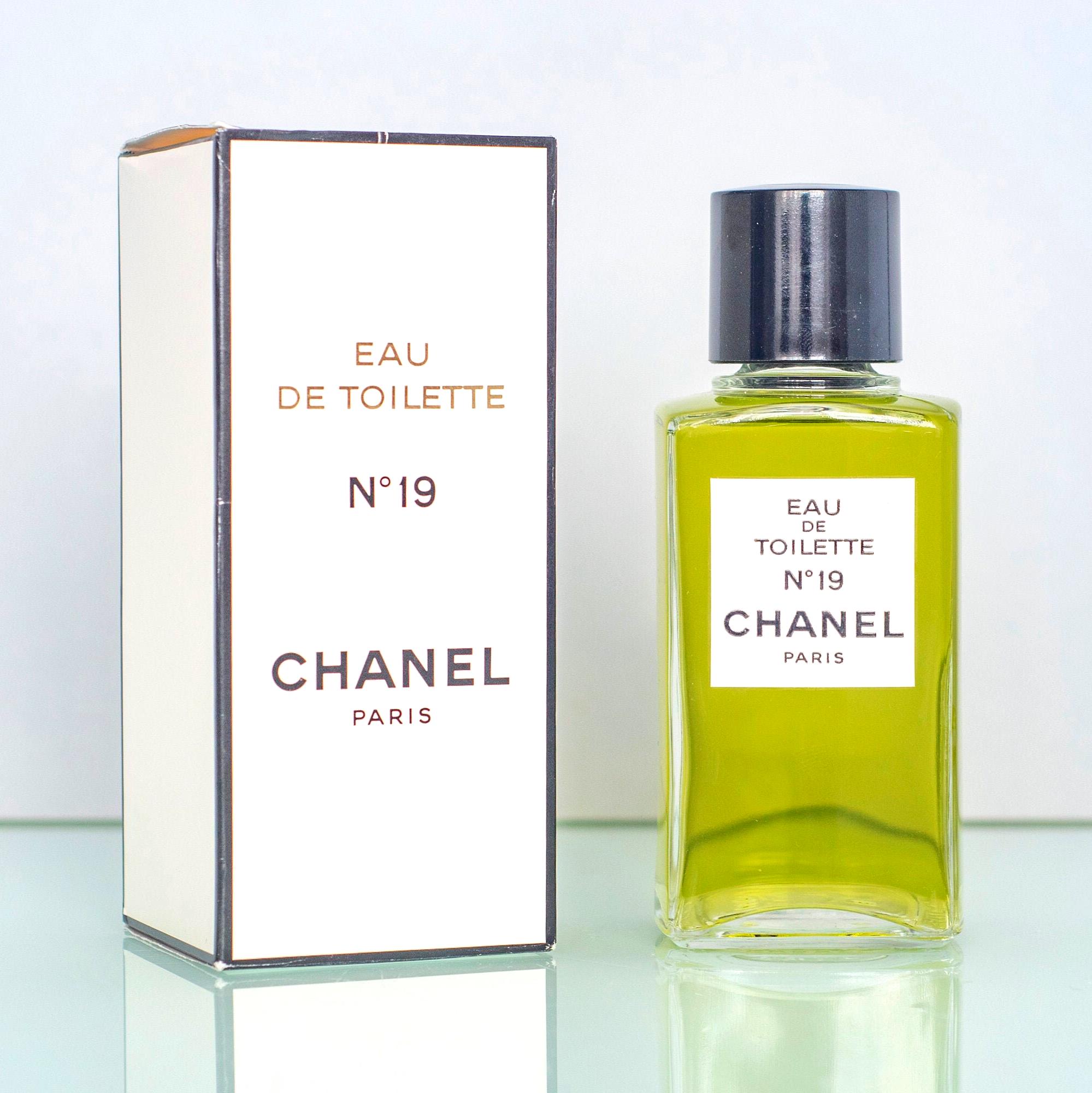 Vintage Chanel No. 19 EDT, 1980s 200ml Unopened Splash Bottle - Etsy