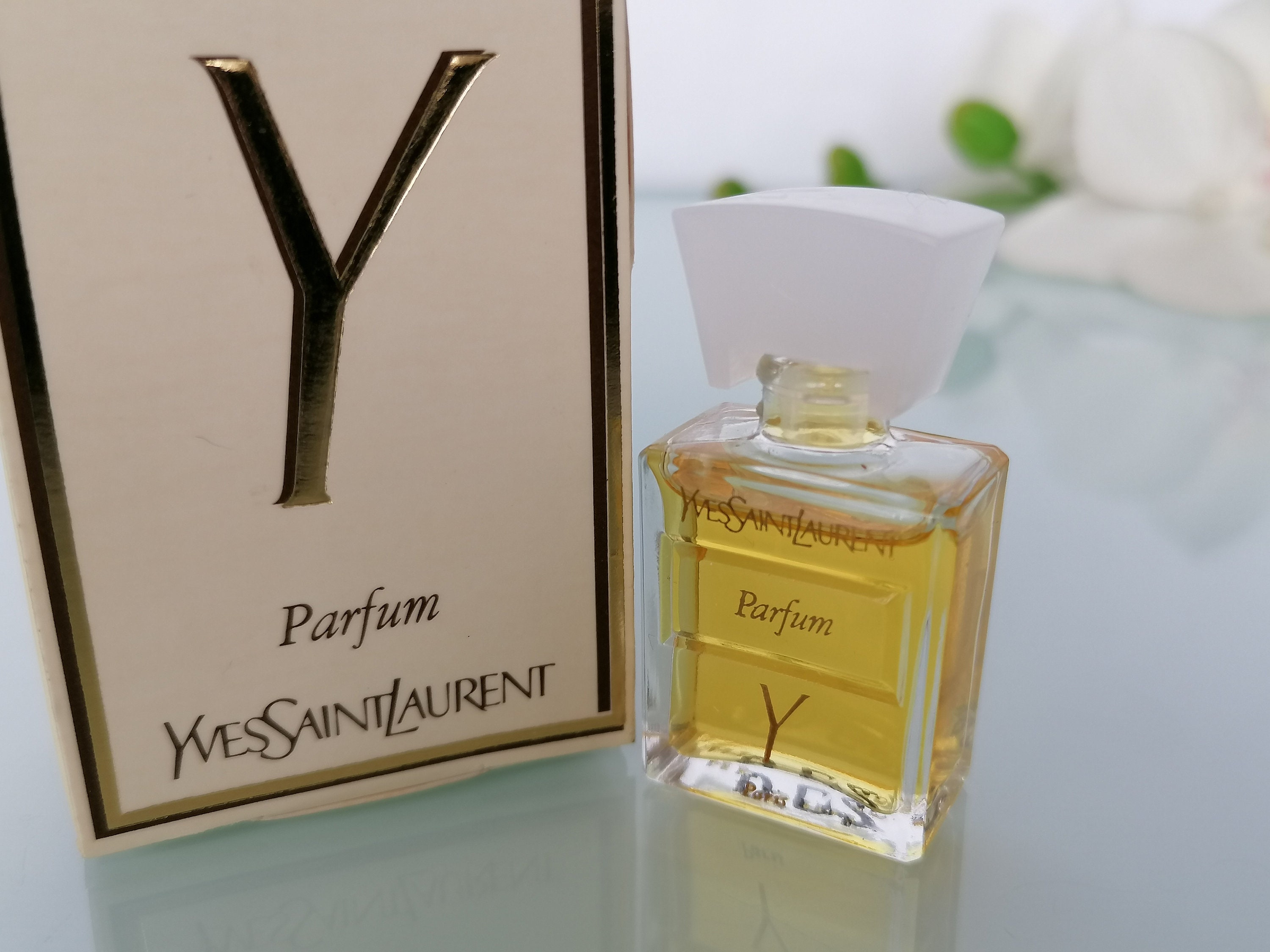 NEW YSL YVES SAINT LAURENT YSL KEYCHAIN - Y FRAGRANCE KEYCHAIN NEW PURSE  CLIP