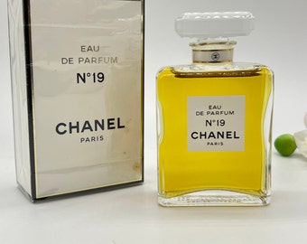 Chanel No 19 Eau De Toilette 50ml Vintage Perfume 1960s Nr19 -  UK