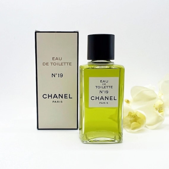Vintage Chanel No 19 Perfume 200ml EDT Splash ,rare 1980s Large