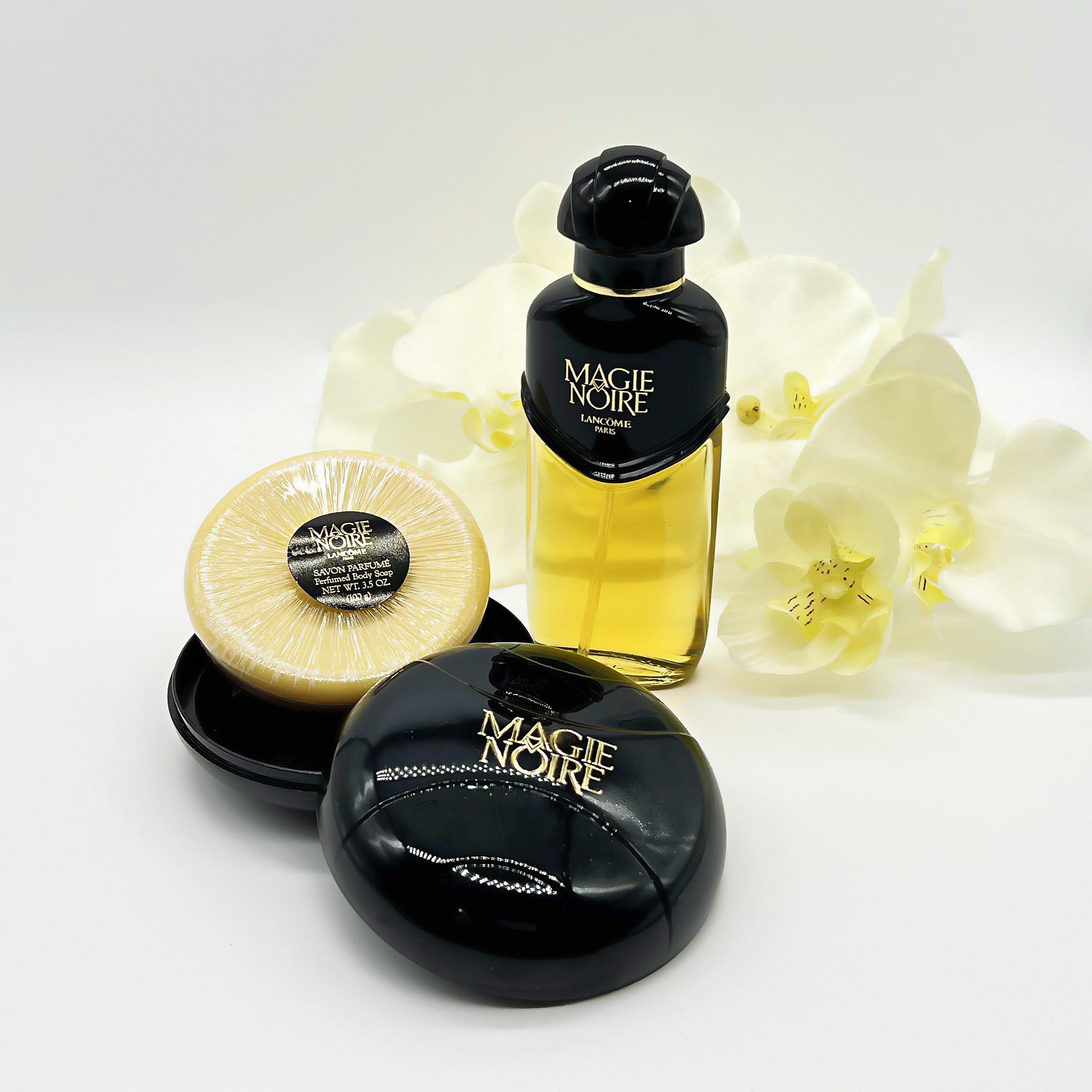 マジー ノワール ギフトセット、オードトワレ 50ml/1.7 fl.oz スプレー