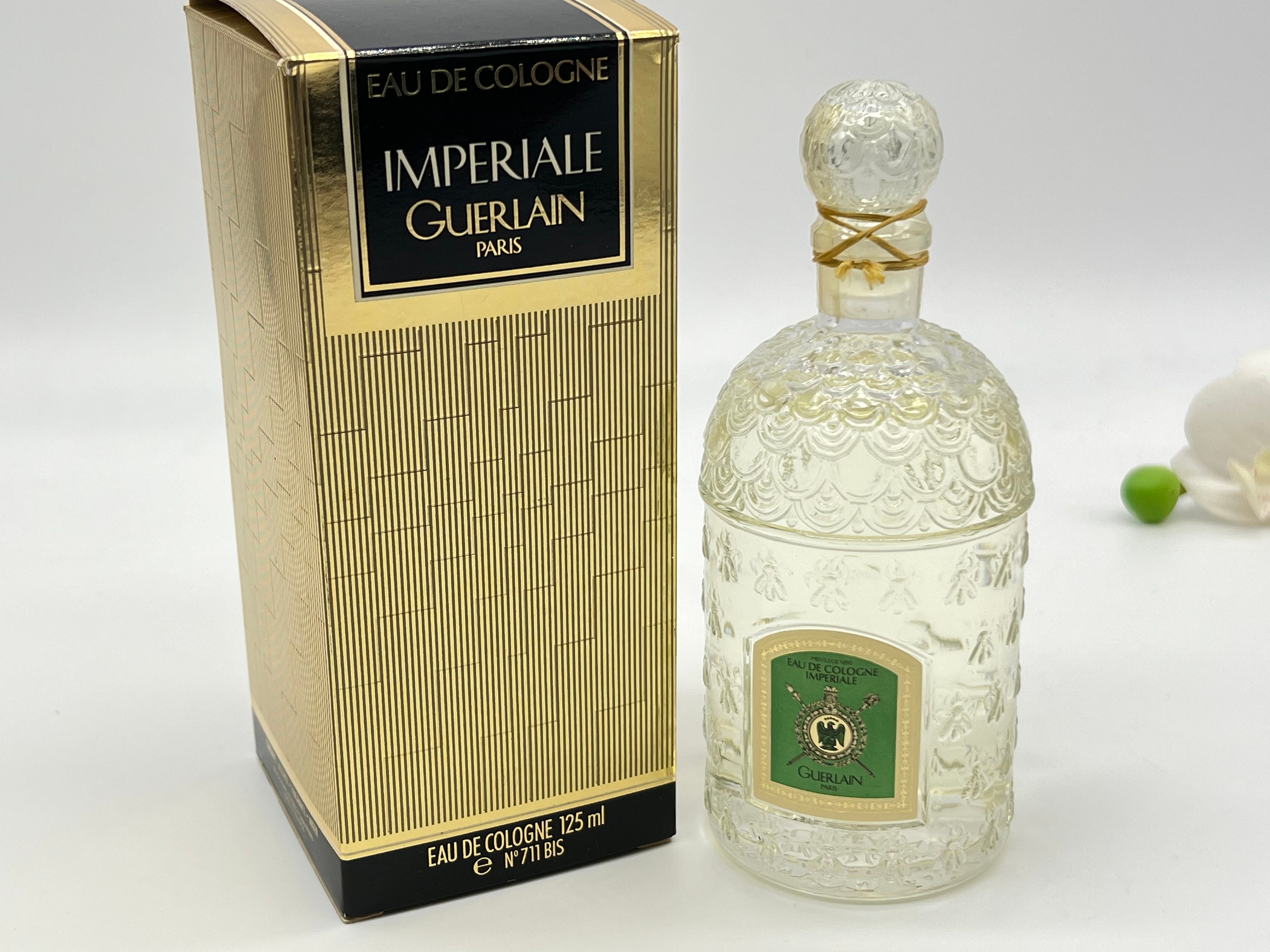 最高の Guerlain Imperiale Eau De Cologne 125 Ml /4,2 Fl.oz Sealed 香水(女性用)