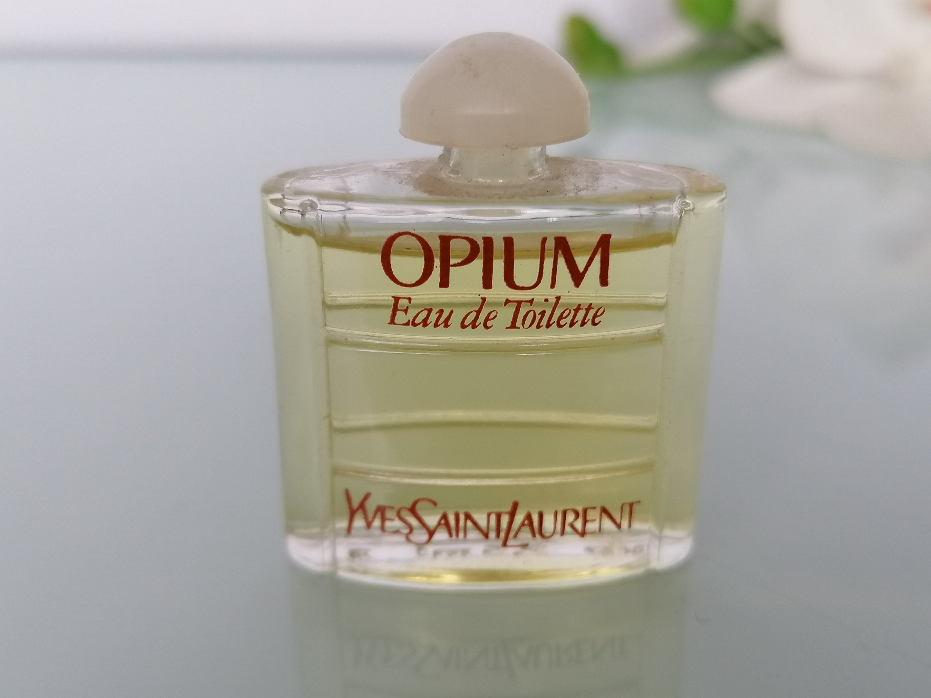 opium perfume 1977