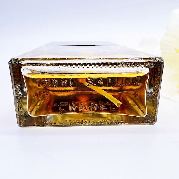 Perfume Cristalle (1993) Eau De Parfum 100 Ml/3,4 Fl.oz Spray , 80