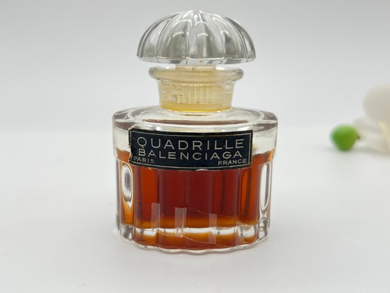 QUADRILLE BALENCIAGA 香水 Balenciaga Quadrille ( 1955) Parfum Extrait 30 Ml/1 Fl.oz , About