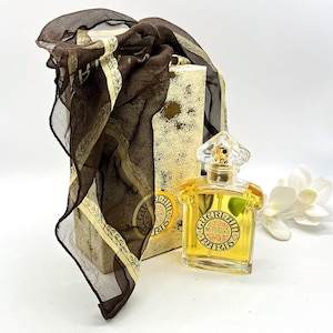 Mitsouko Guerlain  Eau de Toilette  50 ml/1,7 fl.oz, Spray & Pure Silk Handkerchief , Vintage 1990s, Limited Edition