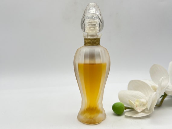 Vol De Nuit , Guerlain (1933 ) Extrait 15ml or 1/2 Fl.oz ,flacon