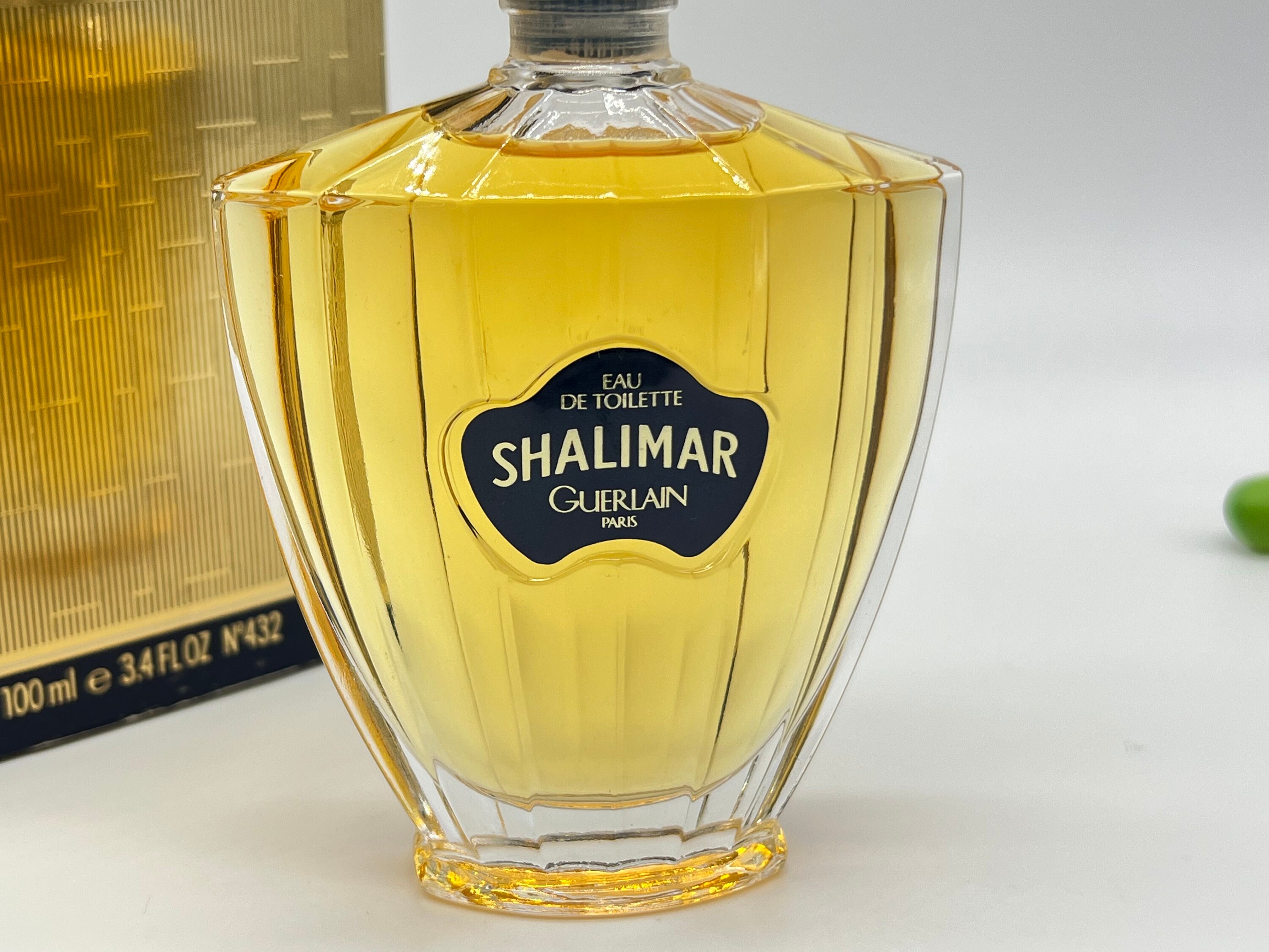 シャリマー ゲラン（1925）オードトワレ 100 ml/3.4 fl.oz、スプレー