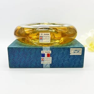 Rare 1950s Guerlain Vol de Nuit Perfume 500ml Sealed Bottle with Box , Vintage Eau de Cologne , Collectible French Perfume ,Flacon Montre image 4