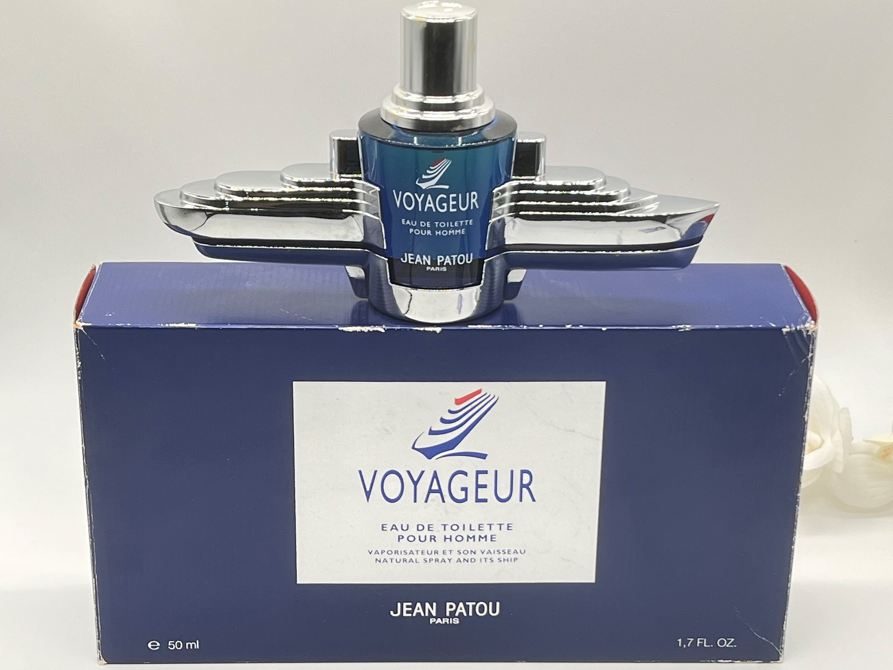 Vintage VOYAGEUR BY JEAN PATOU EDT SPRAY POUR HOMME 1.7 oz w