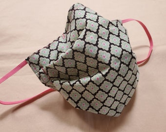 Women's CUTE Pocket face mask with filter with pocket for filter with flat wire nose piece with pleats pleated made in usa, USA made