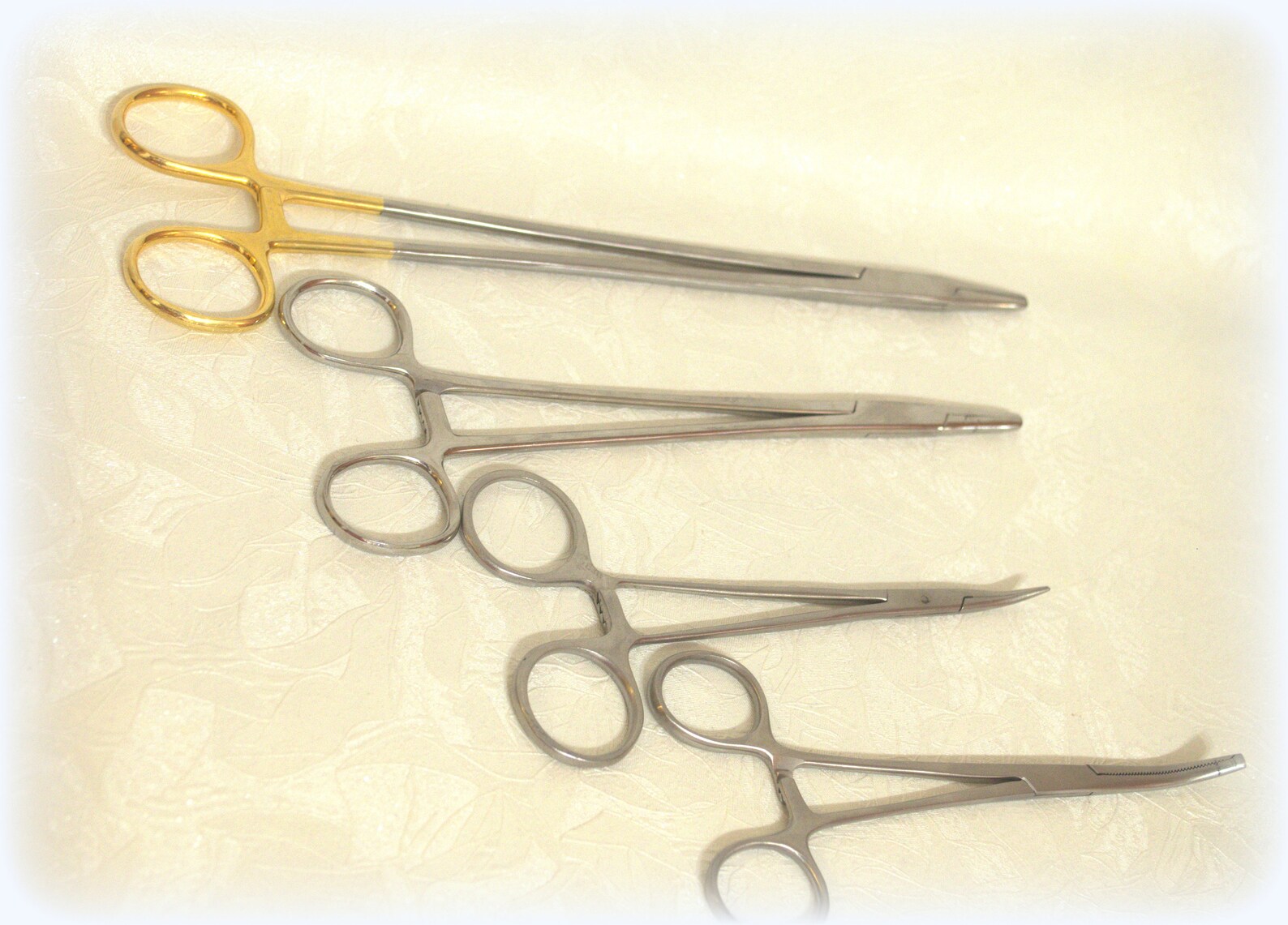 Medical clips needle holder Hemostatic toothed curved clamp Etsy