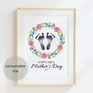 Primo ricordo artistico dell'impronta del piede del bambino per la festa della mamma, regalo per la festa della mamma per le neomamme dai bambini, lavoretto con impronte di piedi per neonati, stampabile per la festa della mamma