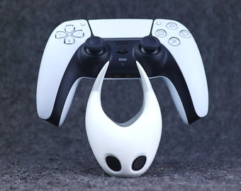 Hollow Knight Hornet Stand for All Controllers, Gift for Gamer, Indie Game Decor