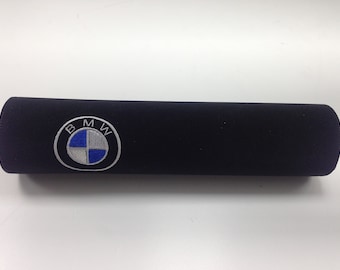 Handlebar crossbar pad for universal BMW models