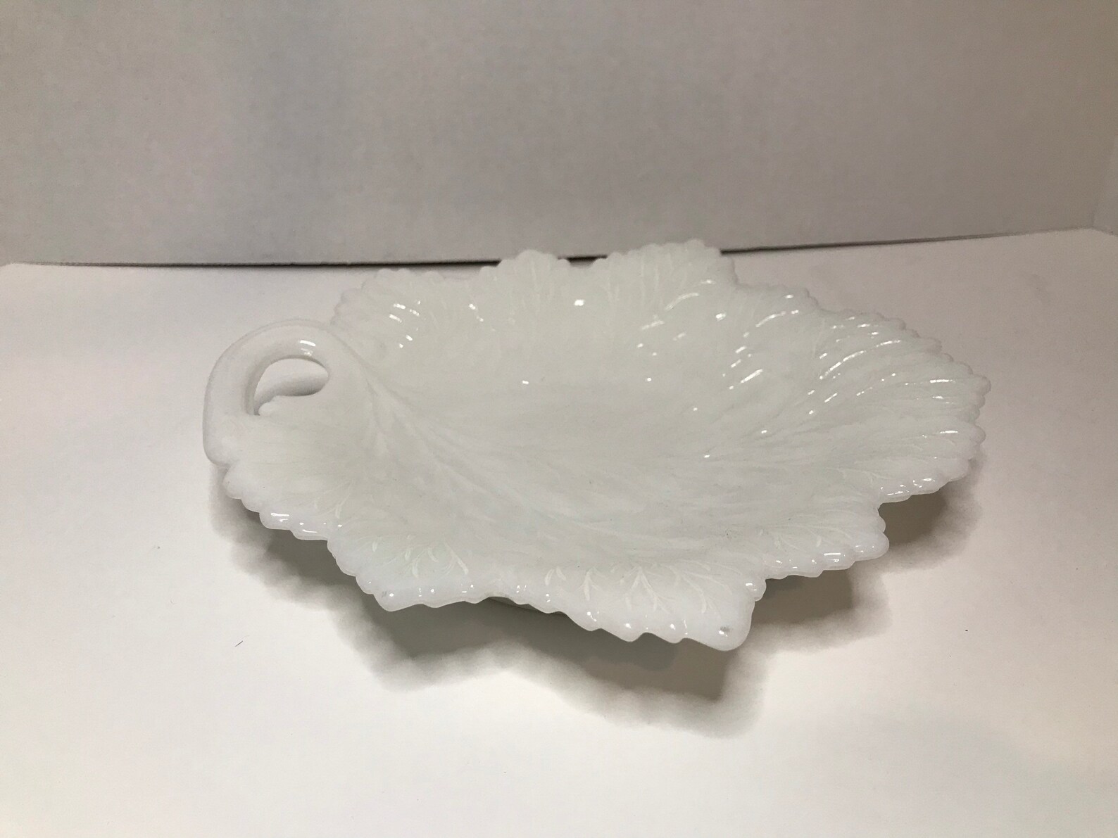 Fenton Vintage White Milk Glass Patterned Leaf Large Plate. Etsy