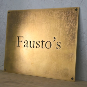 Antique brass sign - .de