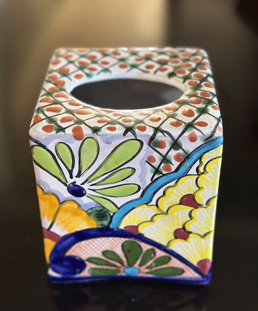 Handmade Hacienda Convenience Ceramic Tissue Box Cover (Mexico) - Multi  colour - 2.8 H x 11 W x 5.75 D - On Sale - Bed Bath & Beyond - 31727457