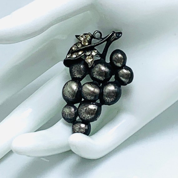 Grape Cluster Brooch Solid Pewter And Rhinestone … - image 2