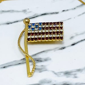 Patriotic Rhinestone Flag Brooch Red White Blue Gold Tone Flagpole USA Flag Themed Jewelry Fourth of July Stars And Stripes