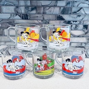 McDonald&#39;s Garfield Clear Glass Mugs 1978 Set Of 5 By Jim Davis Comic Character Promotional Giveaway United Feature Syndicate