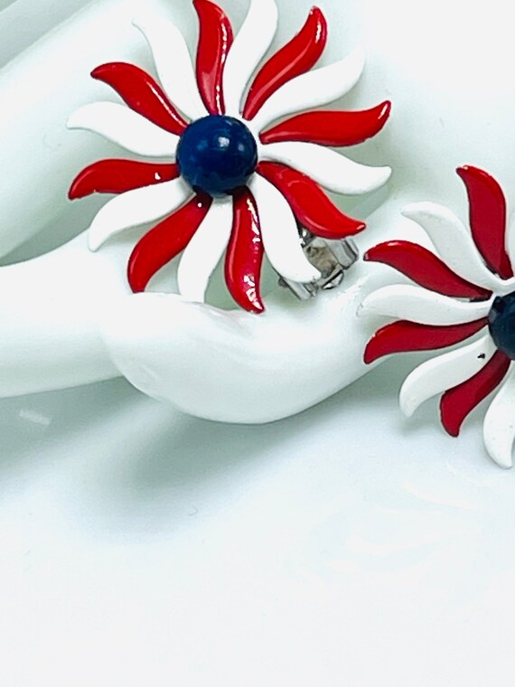 Patriotic Flag Pinwheel Floral Clip On Earrings M… - image 3