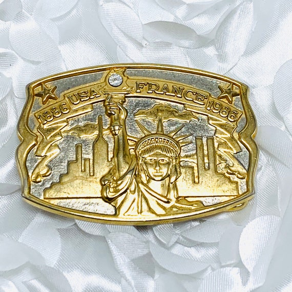 patriotic belt buckle