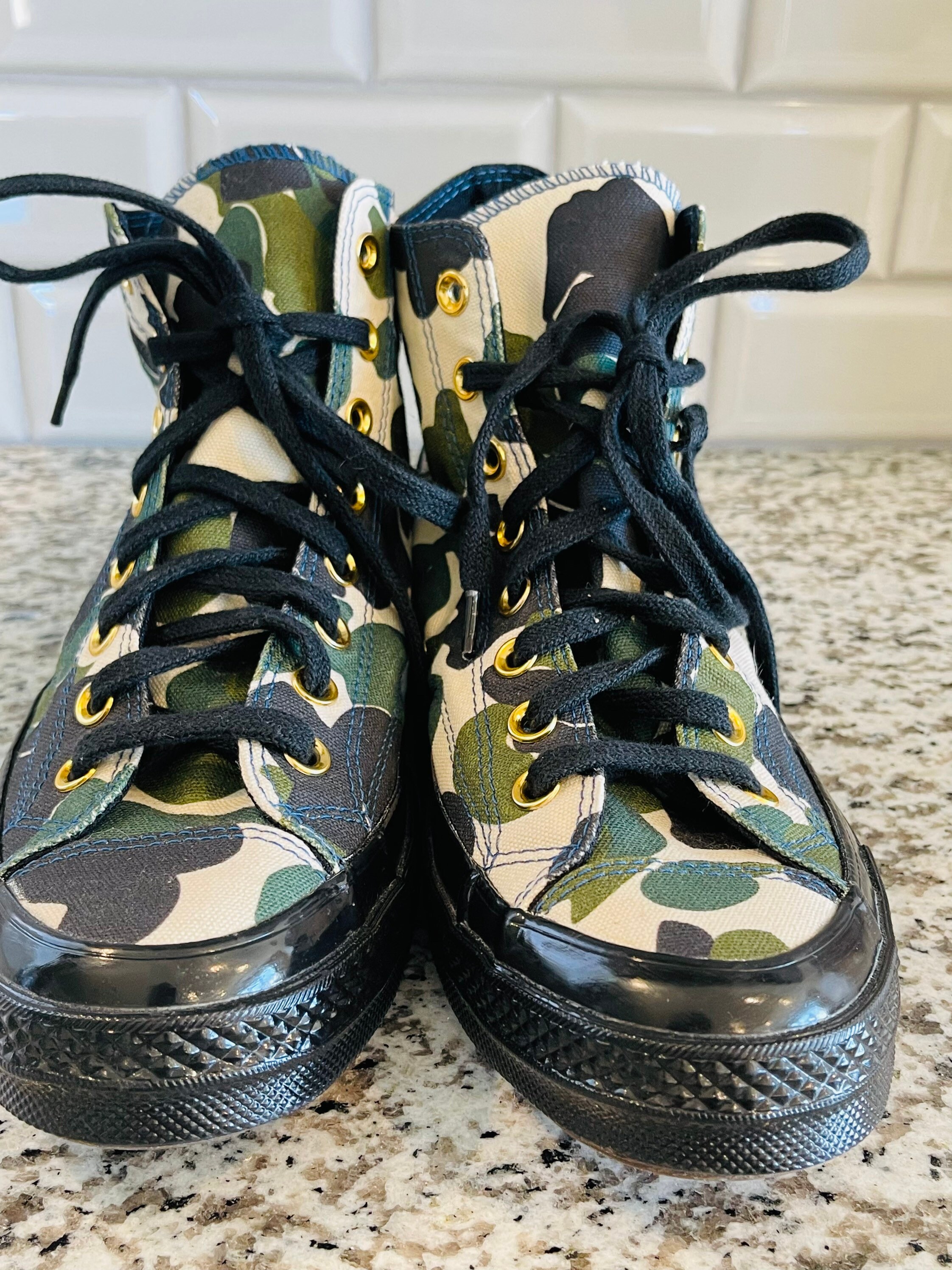 mens camo chuck taylors