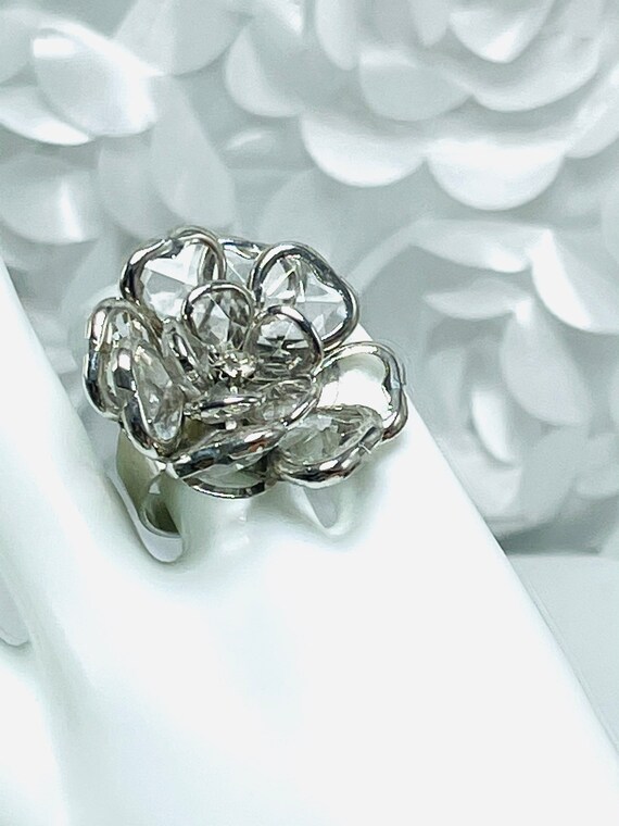 Flower Clear Acrylic Statement Ring Silver Tone R… - image 4